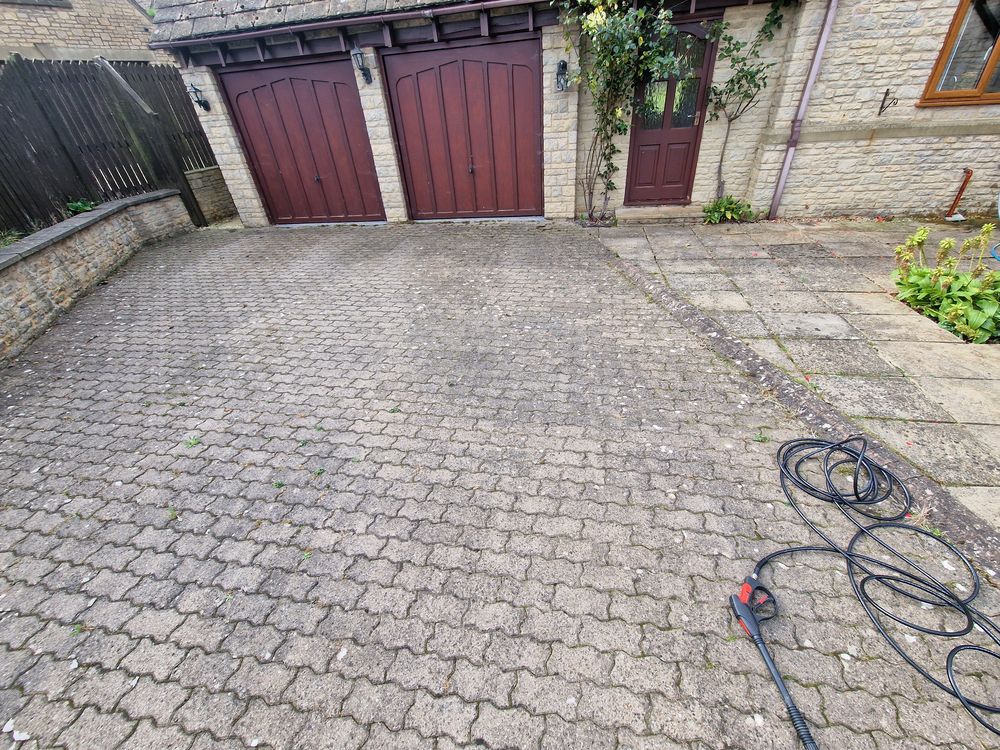 Block paving driveway cleaned and re-sanded
